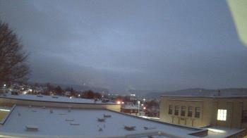 Weather camera view of Roy A Hunt Elementary School.