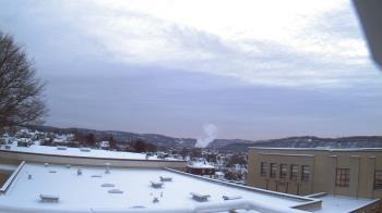 Weather camera view of Roy A Hunt Elementary School.
