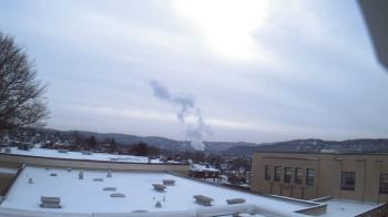 Weather camera view of Roy A Hunt Elementary School.