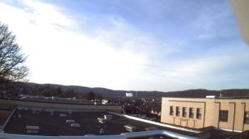 Weather camera view of Roy A Hunt Elementary School.