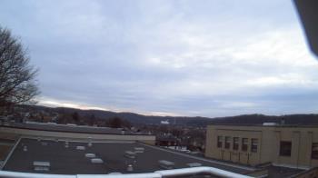 Weather camera view of Roy A Hunt Elementary School.