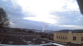 Weather camera view of Roy A Hunt Elementary School.