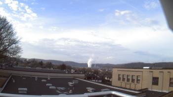 Weather camera view of Roy A Hunt Elementary School.