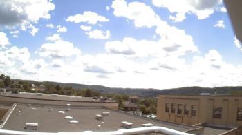 Weather camera view of Roy A Hunt Elementary School.