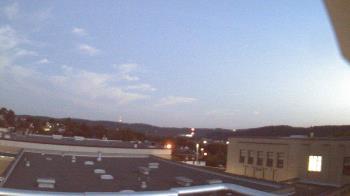 Weather camera view of Roy A Hunt Elementary School.