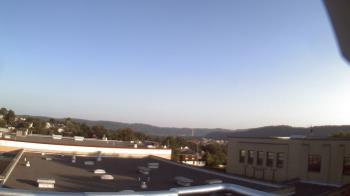 Weather camera view of Roy A Hunt Elementary School.