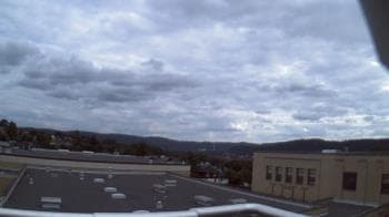 Weather camera view of Roy A Hunt Elementary School.
