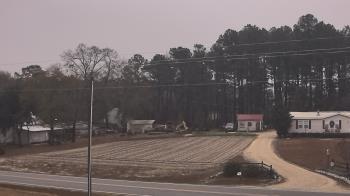 Weather camera view of Overshot NC.