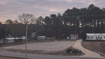 Weather camera view of Overshot NC.