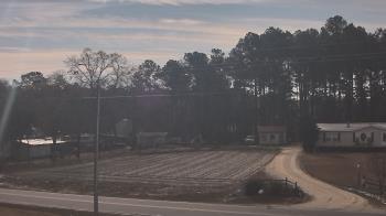 Weather camera view of Overshot NC.