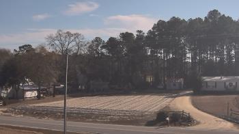 Weather camera view of Overshot NC.