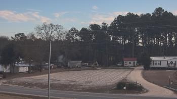 Weather camera view of Overshot NC.