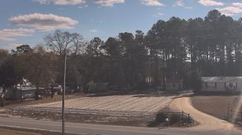 Weather camera view of Overshot NC.