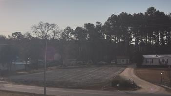 Weather camera view of Overshot NC.