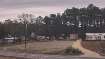 Weather camera view of Overshot NC.