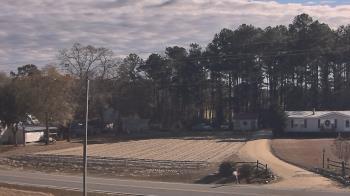 Weather camera view of Overshot NC.