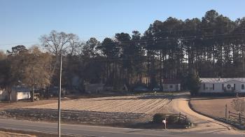 Weather camera view of Overshot NC.