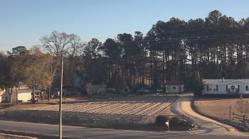 Weather camera view of Overshot NC.