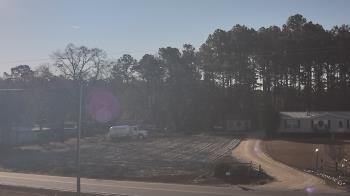 Weather camera view of Overshot NC.