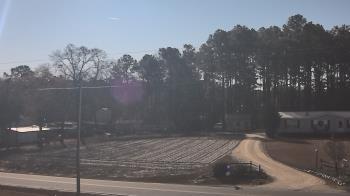 Weather camera view of Overshot NC.