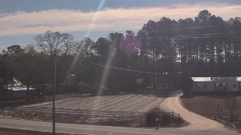 Weather camera view of Overshot NC.