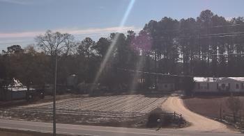 Weather camera view of Overshot NC.