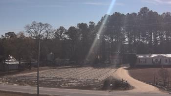 Weather camera view of Overshot NC.