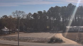 Weather camera view of Overshot NC.