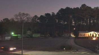 Weather camera view of Overshot NC.