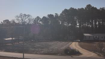 Weather camera view of Overshot NC.