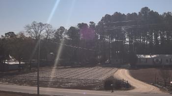 Weather camera view of Overshot NC.