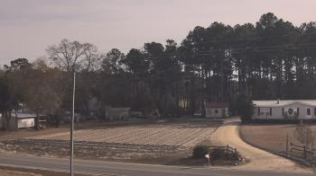 Weather camera view of Overshot NC.