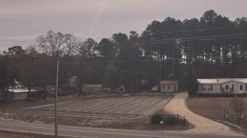 Weather camera view of Overshot NC.