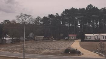 Weather camera view of Overshot NC.