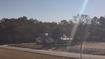 Weather camera view of Overshot NC.