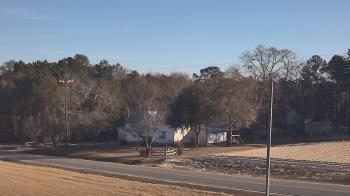 Weather camera view of Overshot NC.