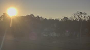 Weather camera view of Overshot NC.