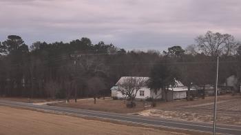 Weather camera view of Overshot NC.