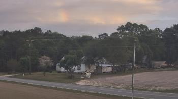 Weather camera view of Overshot NC.