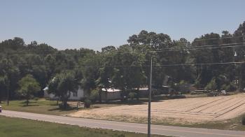 Weather camera view of Overshot NC.