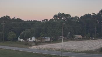 Weather camera view of Overshot NC.