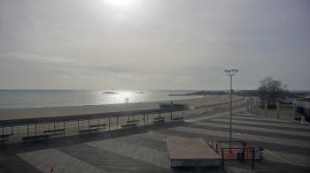 Weather camera view of Ocean Beach Park.