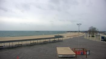 Weather camera view of Ocean Beach Park.