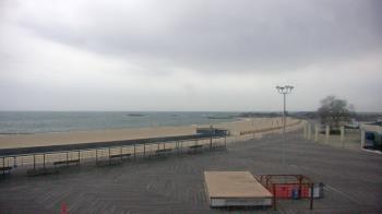 Weather camera view of Ocean Beach Park.