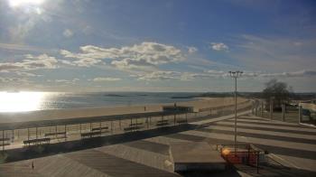 Weather camera view of Ocean Beach Park.