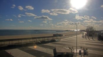 Weather camera view of Ocean Beach Park.