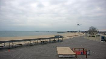 Weather camera view of Ocean Beach Park.