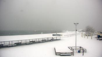Weather camera view of Ocean Beach Park.