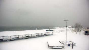 Weather camera view of Ocean Beach Park.