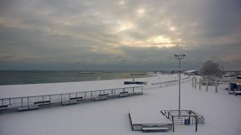 Weather camera view of Ocean Beach Park.